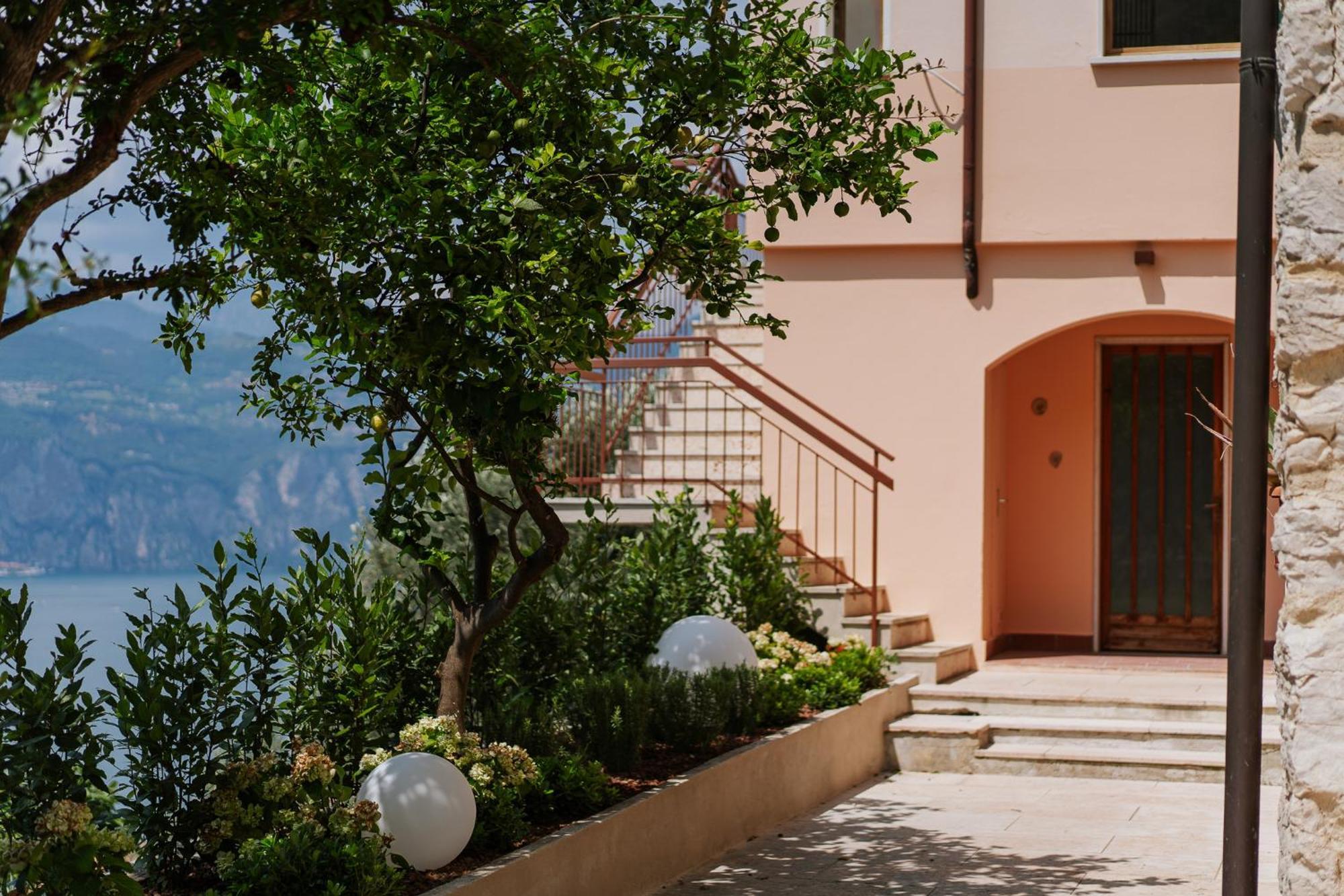 View Garda Lake Brenzone sul Garda Eksteriør bilde