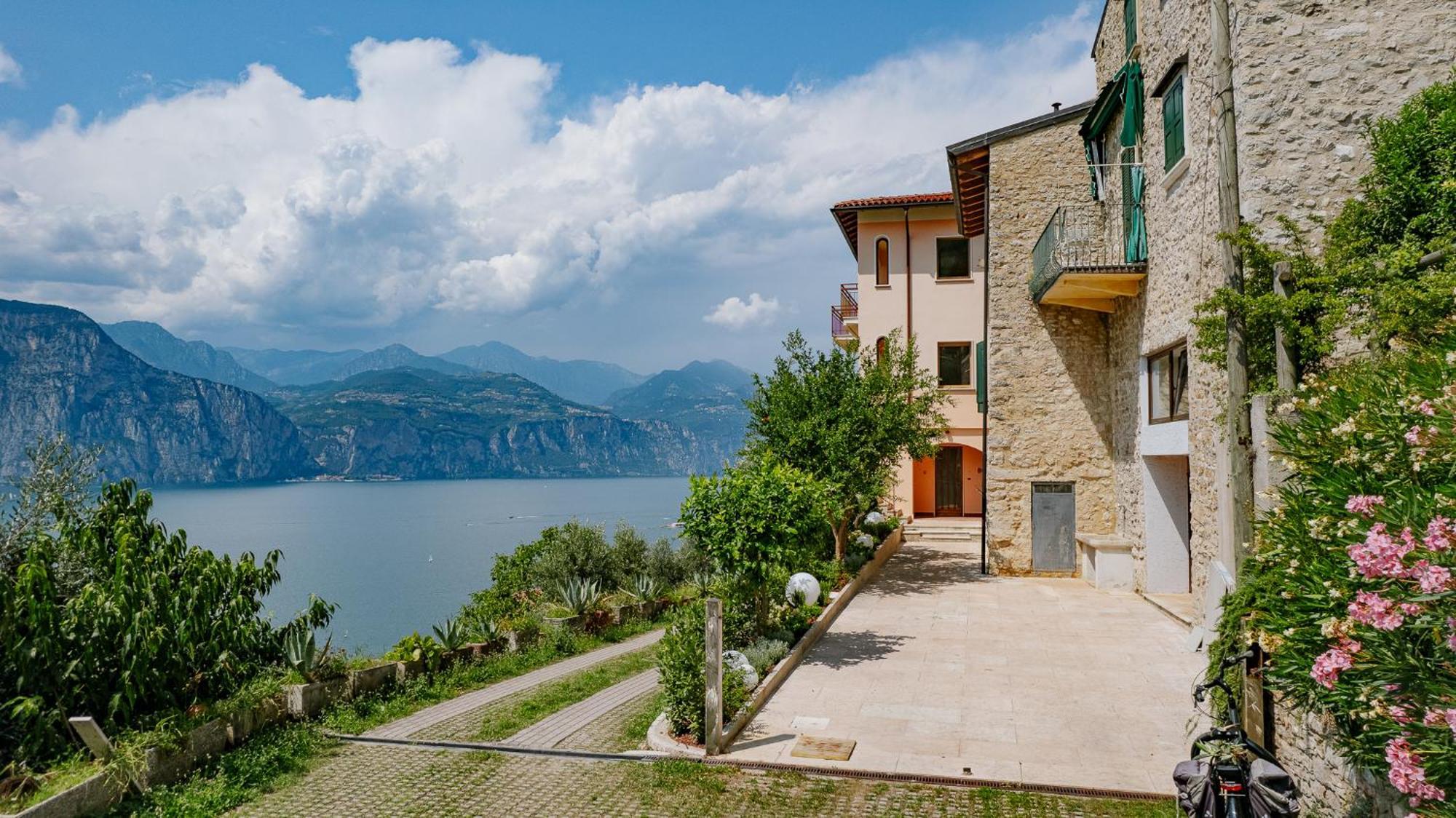 View Garda Lake Brenzone sul Garda Eksteriør bilde